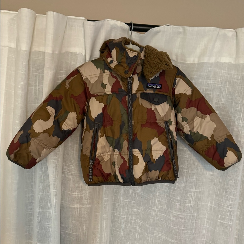 Patagonia Kids Puffer Jacket in Camouflage Brown, Green, Red, Cream